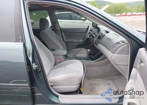 2004 Toyota Camry Le from USA, damaged, VIN 4T1BE32K84U308442